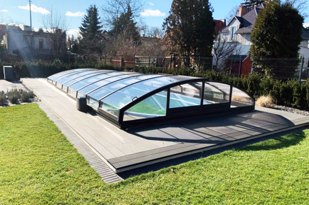 Poolüberdachung Aluna® Variant Light Poolüberdachung Aluna® Variant Light