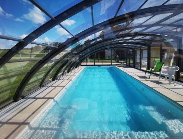 Hohe Poolhalle Aluna® Delta II Hohe Poolhalle Aluna® Delta II