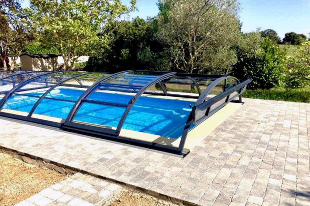 Poolüberdachung Aluna® Atlanta Poolüberdachung Aluna® Atlanta