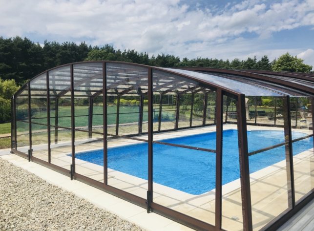Poolüberdachung Aluna® Admiral Poolüberdachung Aluna® Admiral