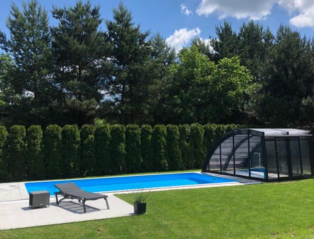 Schwimmbadüberdachung Aluna® Delta II Schwimmbadüberdachung Aluna® Delta II