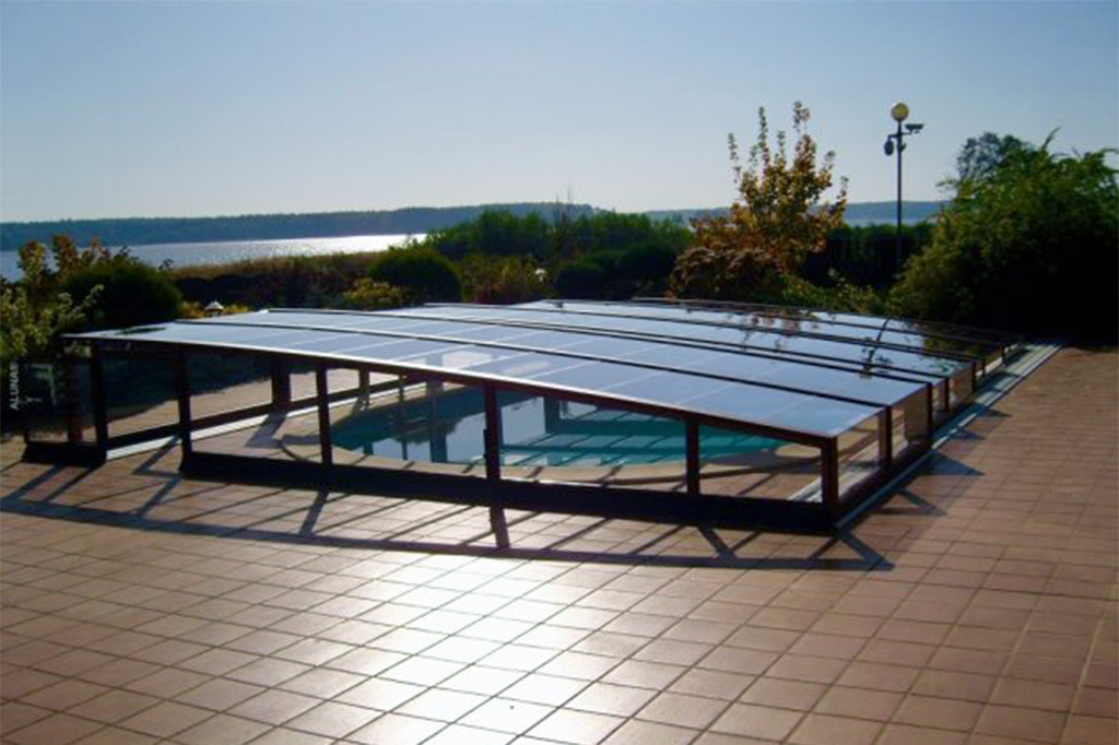 Schwimmbadüberdachung Aluna® Neo Light R1 Schwimmbadüberdachung Aluna® Neo Light R1