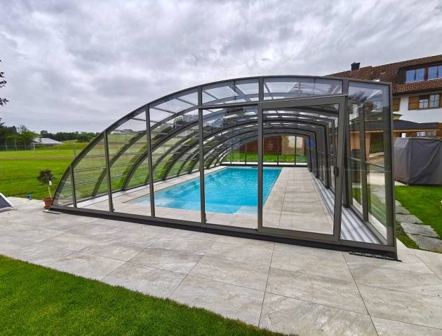 Poolüberdachung Aluna® Delta II Poolüberdachung Aluna® Delta II