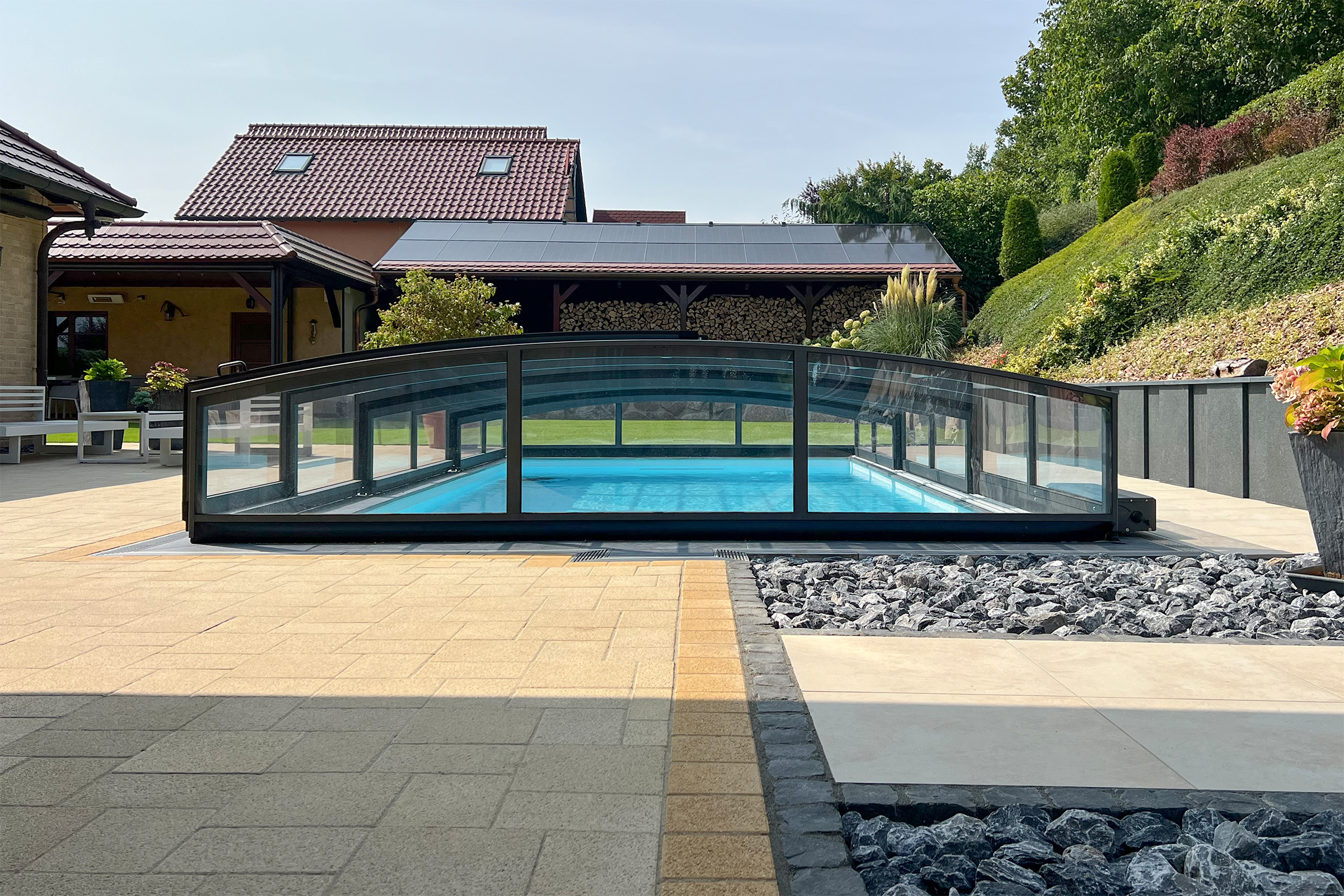 Niedriges Pooldach Aluna® Comfort