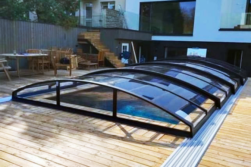 Poolüberdachung Aluna® Variant Light Poolüberdachung Aluna® Variant Light