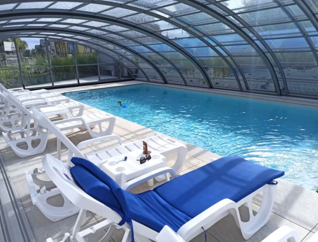 Hohe Schwimmbadüberdachung Aluna® Delta II Hohe Schwimmbadüberdachung Aluna® Delta II