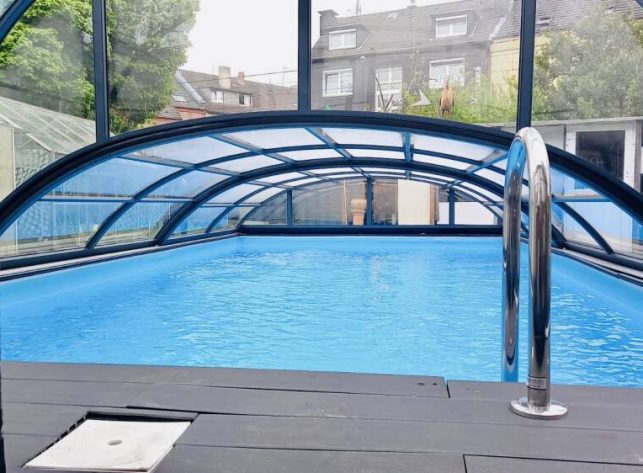 Poolüberdachung Aluna® Duo Poolüberdachung Aluna® Duo