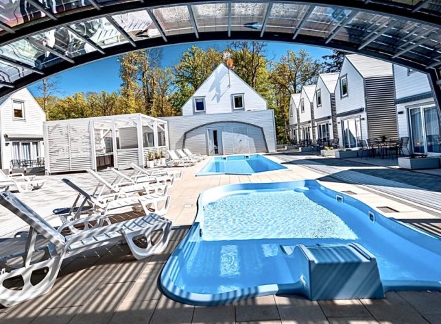 Poolüberdachung Aluna® Admiral Poolüberdachung Aluna® Admiral