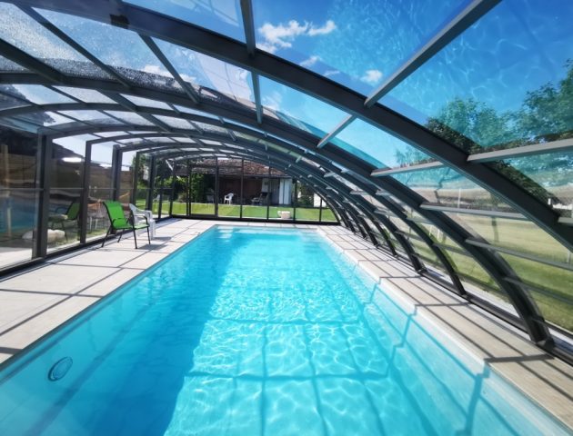 Poolüberdachung Aluna® Delta II Poolüberdachung Aluna® Delta II