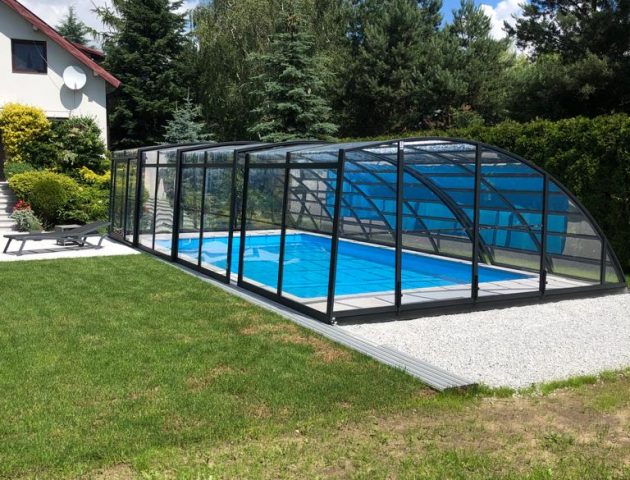 Poolüberdachung Aluna® Delta II Poolüberdachung Aluna® Delta II